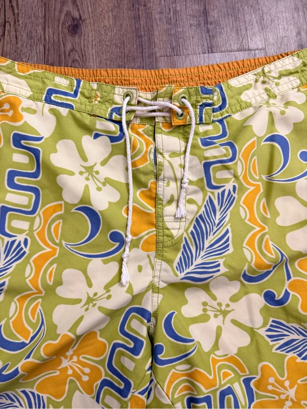 Reyn Spooner • Fiji Pareau Hawaiian Print Swim Trunks